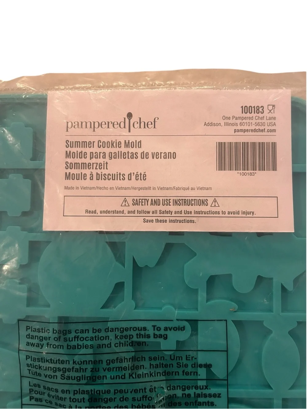 Pampered chef Cookie Mold Packaging new